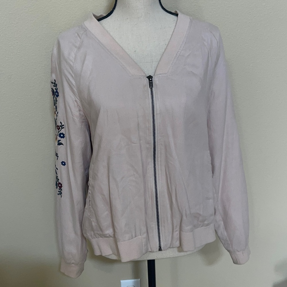 Embroidered floral bomber jacket size large